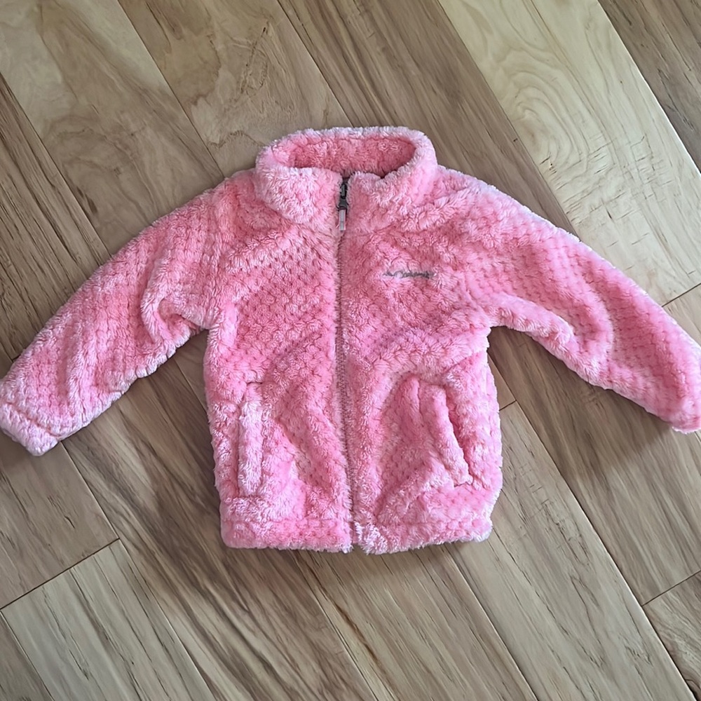 Columbia Very soft, light pink zip jacket